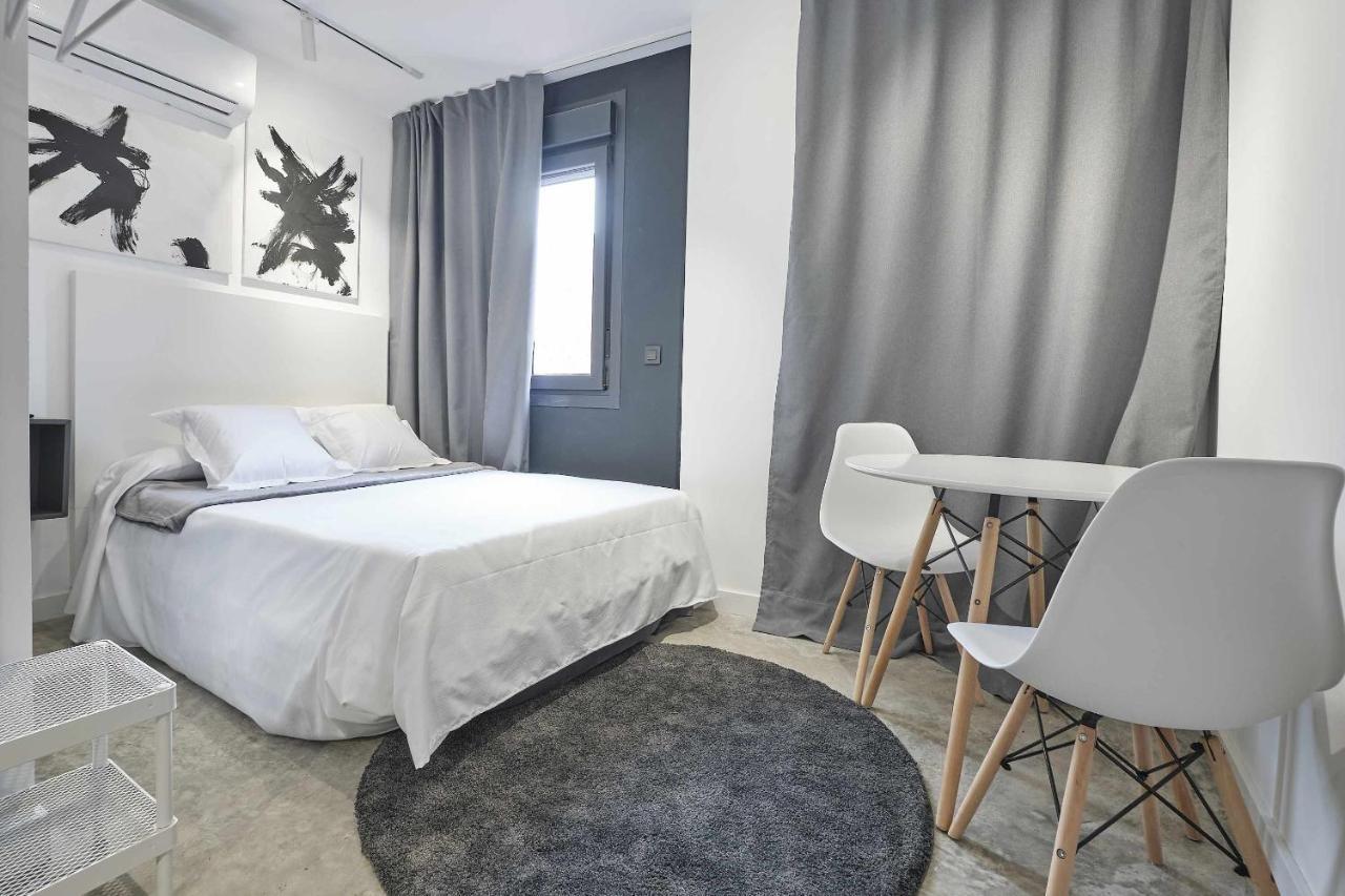 Giralda Modern Y Luxury Apartman Sevilla Kültér fotó